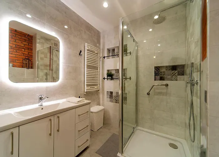 Daire Lodz4rent - Piotrkowska - Premium 9,7 - Hopa Lupa 1400m Pieszo !! *