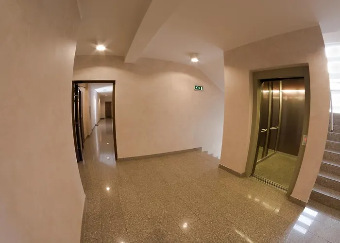 Lodz4rent - Piotrkowska - Premium 9,7 - Hopa Lupa 1400m Pieszo !! * Łódź