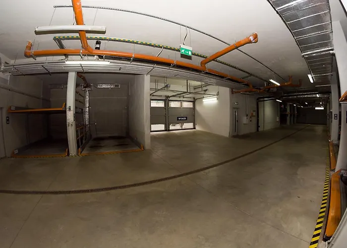 Lodz4rent - Piotrkowska - Premium 9,7 - Hopa Lupa 1400m Pieszo !!